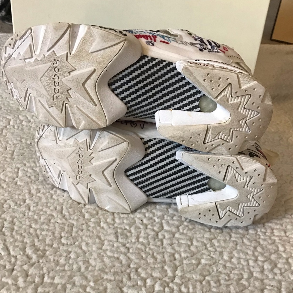 Vetements x Reebok graffiti Instapump - Picture 3 of 4